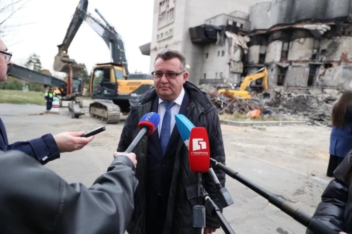    В Хабаровске за 55 млн рублей снесут сгоревший театр музкомедии