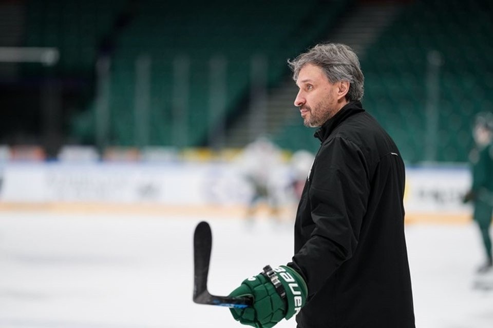    В период работы Тертышного в казанском клубе команда установила рекорд по количеству заброшенных шайб за сезон в КХЛ. Ак Барс