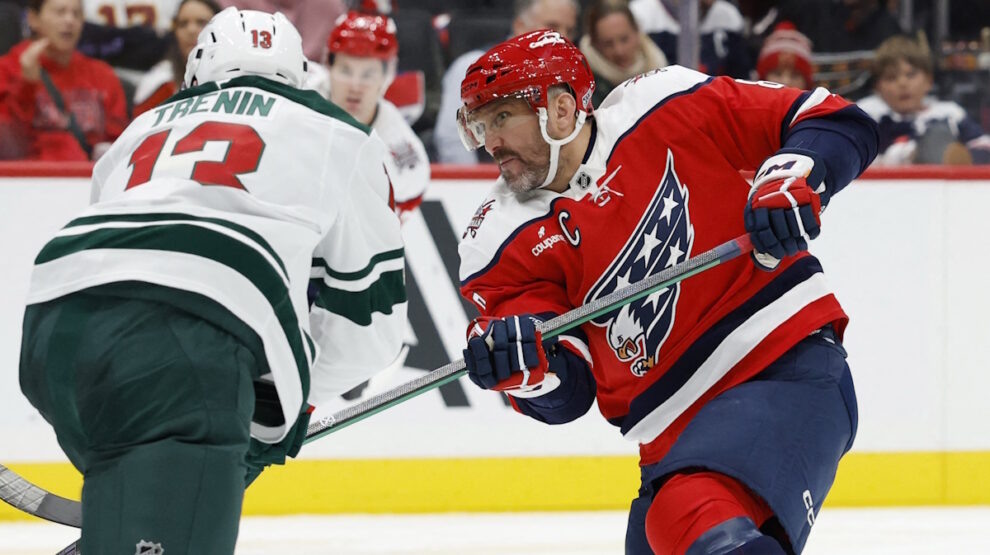    Александр Овечкин забросил шайбу в игре с «Миннесотой». Фото: REUTERS