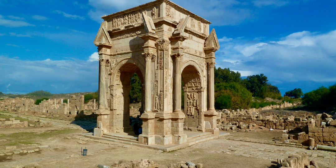 Главная археологическая загадка Африки: почему римляне построили свой шикарный курорт в пустыне?