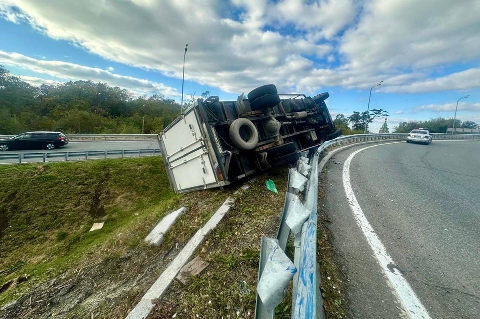    В результате аварии водитель не пострадал. Фото: полиция Приморья