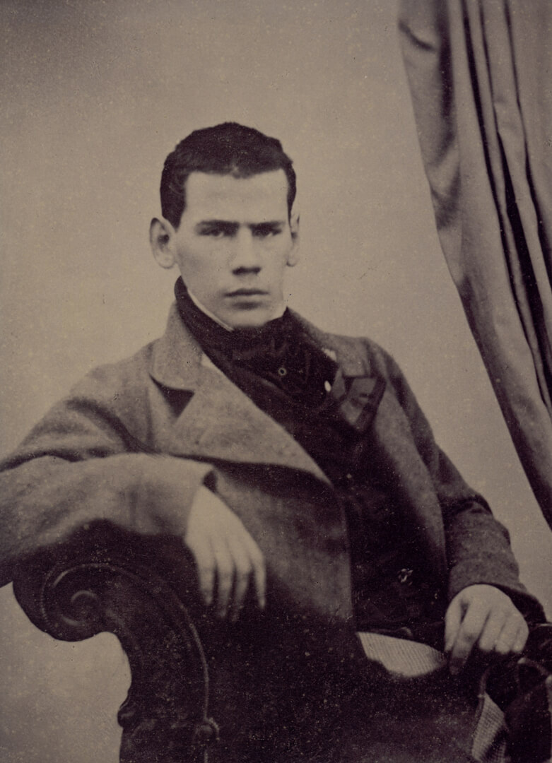 Лев Толстой в молодости