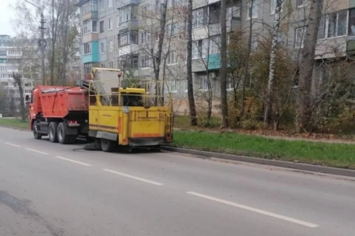    Стало известно, на каких улицах пройдёт уборка в Туле 18 октября