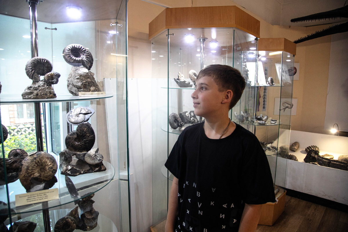 Превращаем параграф 8. «Жизнь в океане. Взаимодействие океана с атмосферой и сушей» (учебник В.А. Коринской «География материков и океанов») в детектив для юного палеонтолога.