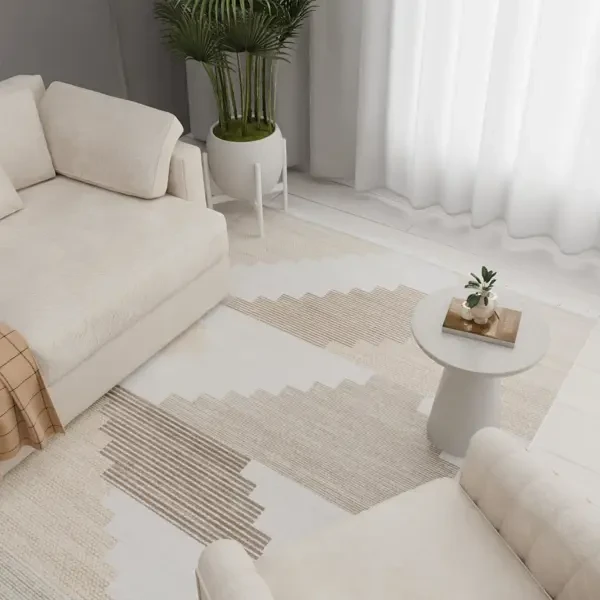 Бежевый ковер из вискозы 