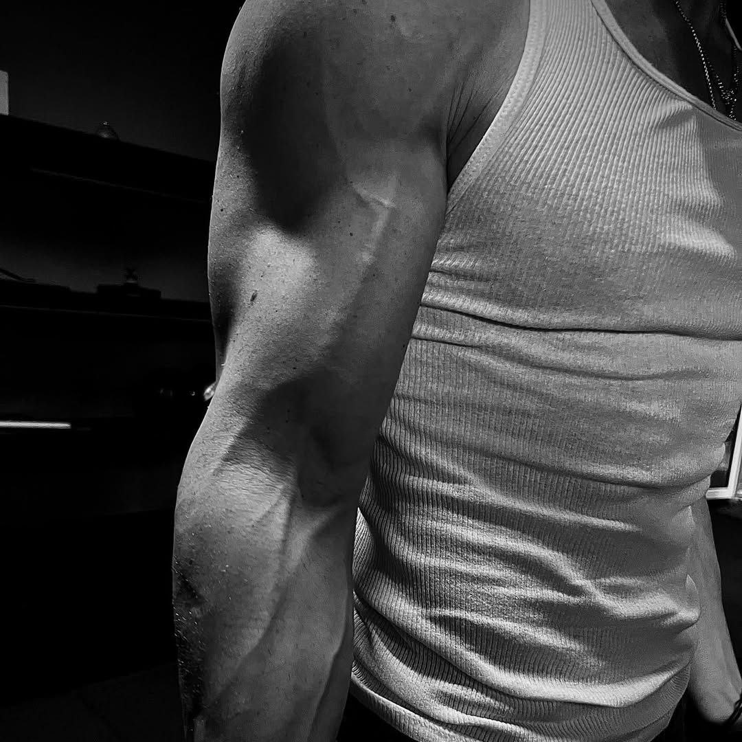 Публикация тренера Фуркана в Инстаграм. Керем Бюрсин 