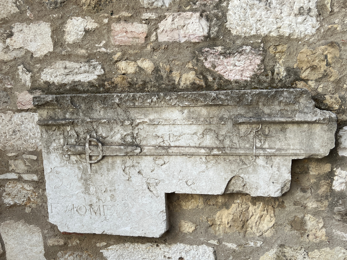 Руины Монастыря Кармо, 15-16 вв, Лиссабон. Фото автора