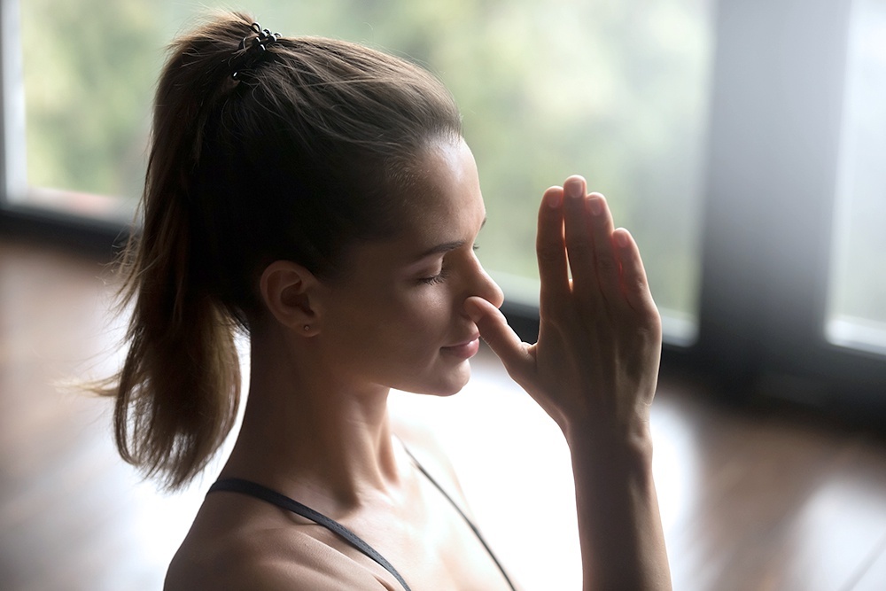    Регулярная дыхательная практика укрепляет здоровье, помогает управлять эмоциями и повышает устойчивость к стрессу. / Фото: iStock