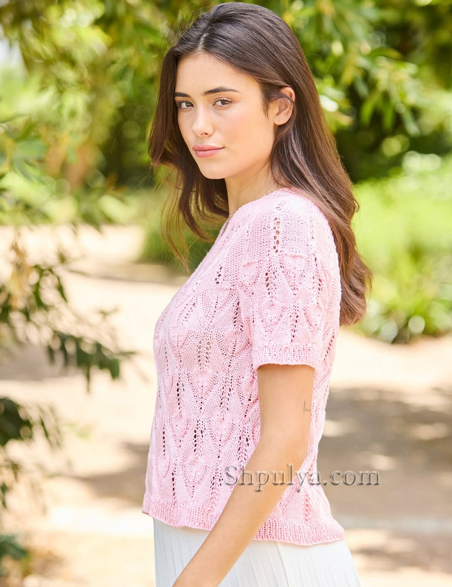 Летний вязаный пуловер с короткими рукавами и круглой кокеткой