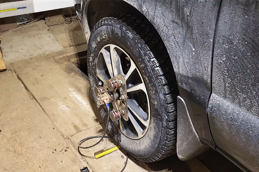 Самодельный прибор для настройки развал-схождения — работает уже не один сезон