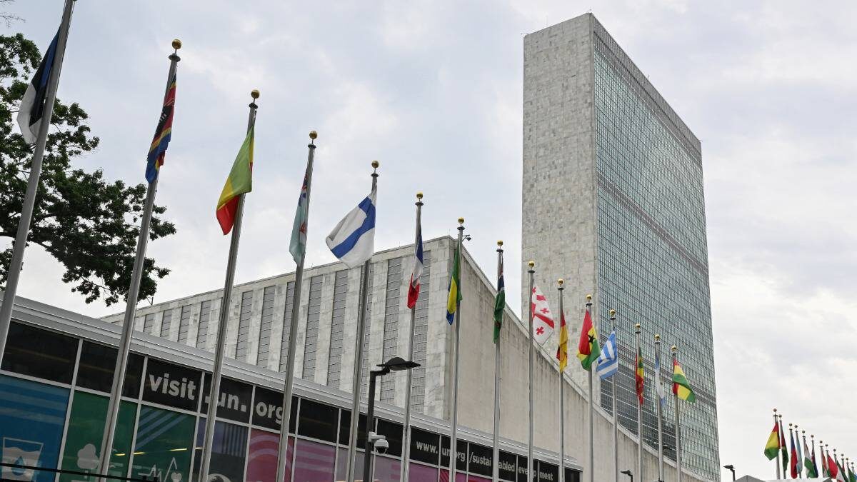    Штаб-квартира ООН давно перестала быть местом, где лидеры стран ведут диалог / Фото: Сергей Гунеев / РИА Новости