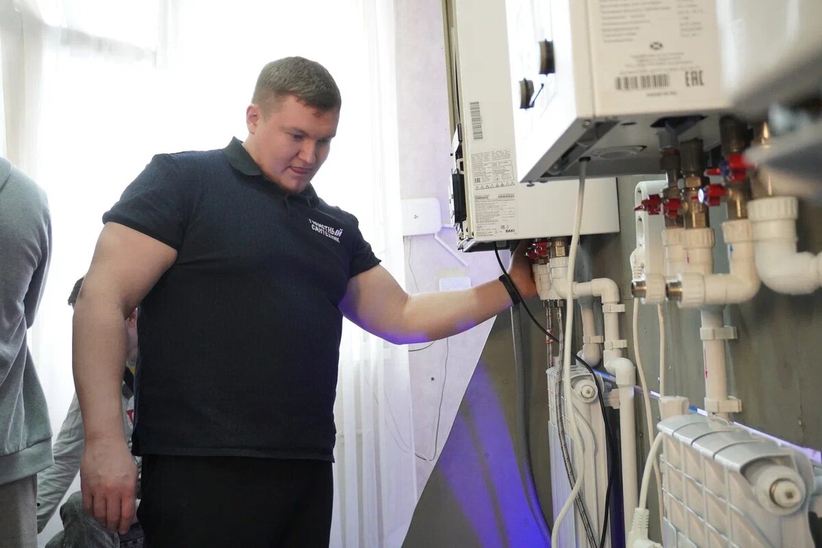 На фото: Дмитрий Пыжьянов, автор проекта «Грамотный сантехник»