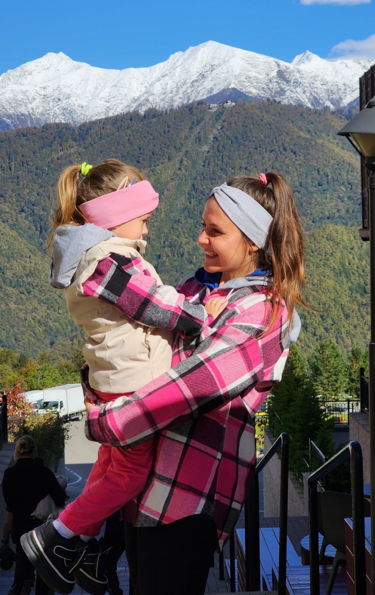 Любимое место с видом на снежные горы 