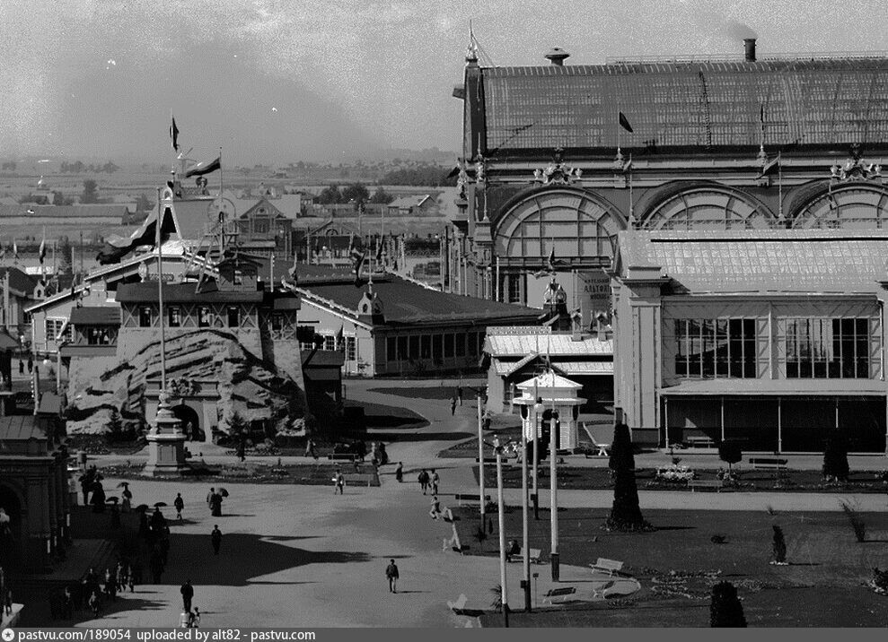     Источник: pastvu.com Alt82