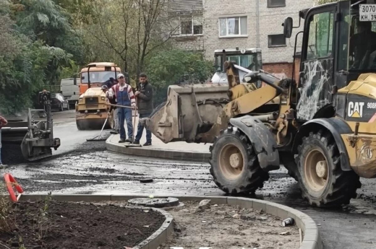    Дорожники Калининграда продолжают масштабные работы на улицах и мостах