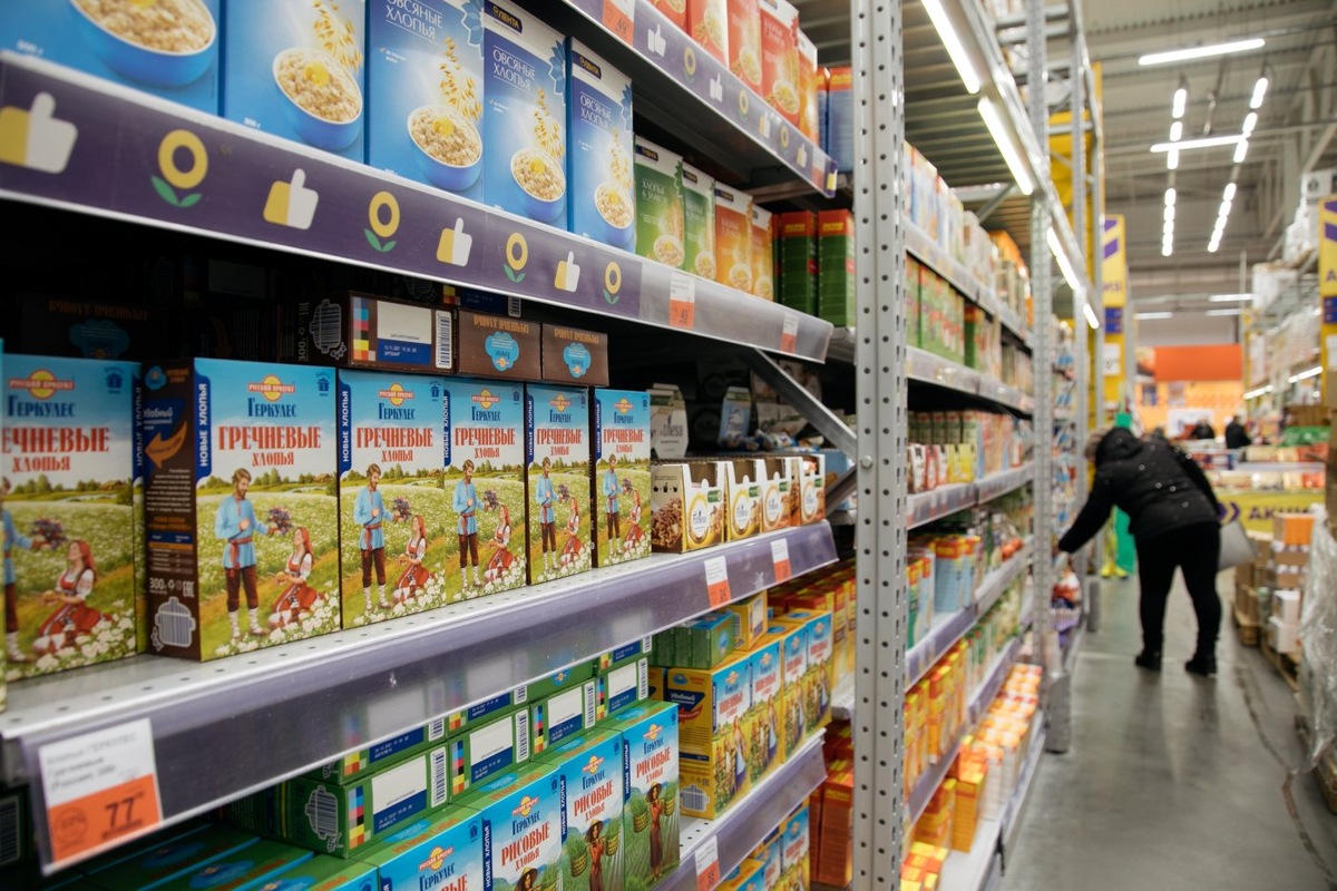    В Югре изъяли с прилавков некачественные продукты