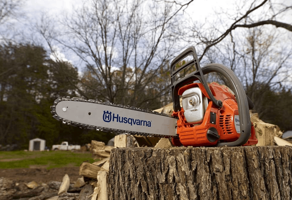 Бензиновая цепная пила