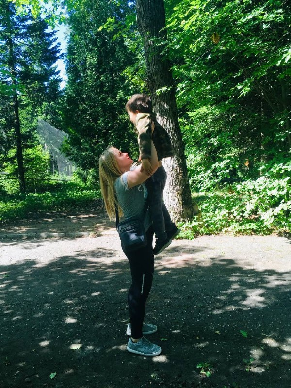 2019 год. Самый маленький каратист. Мама очень переживала. Как сейчас помню)