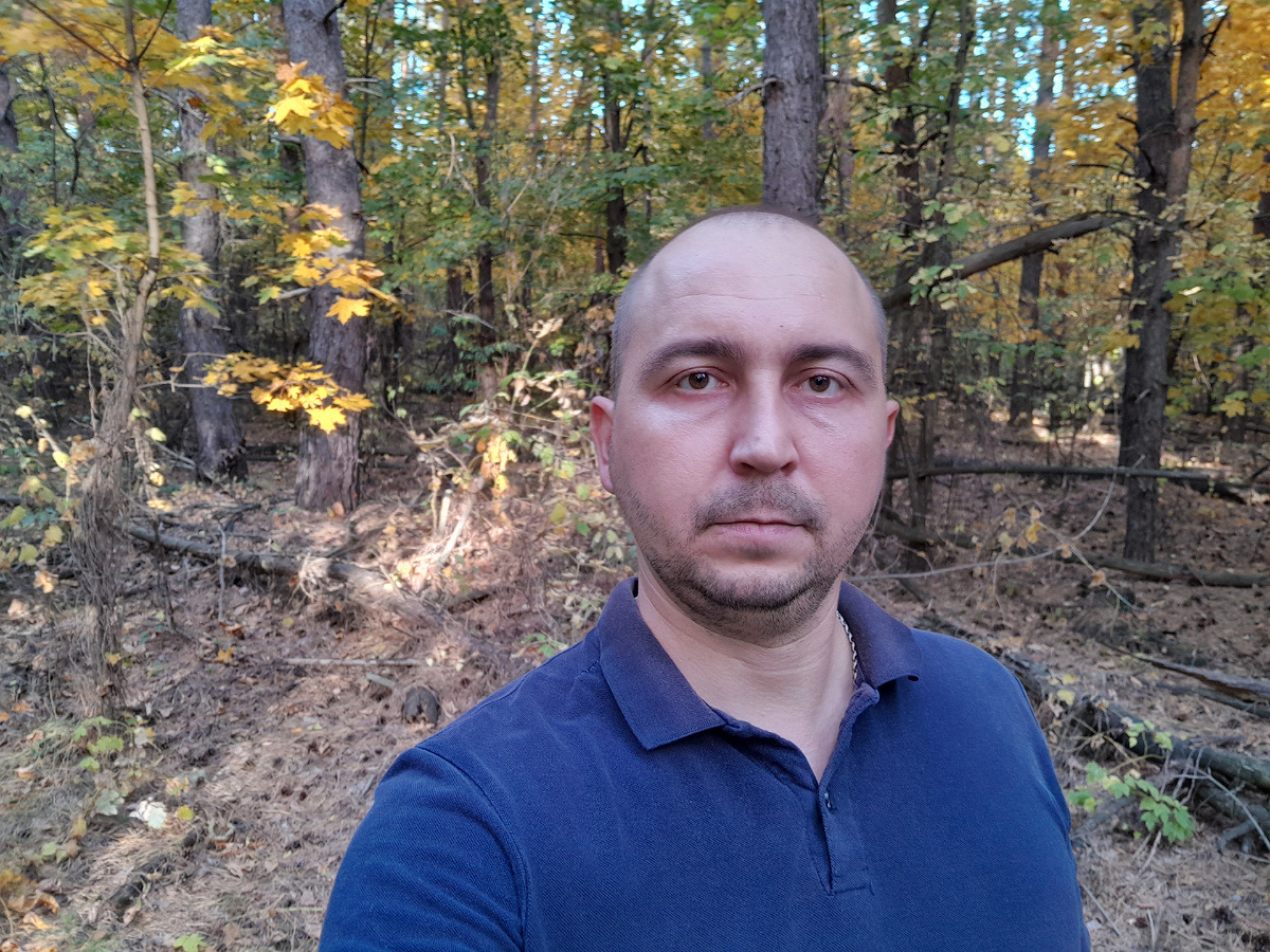 Владимир Аков 