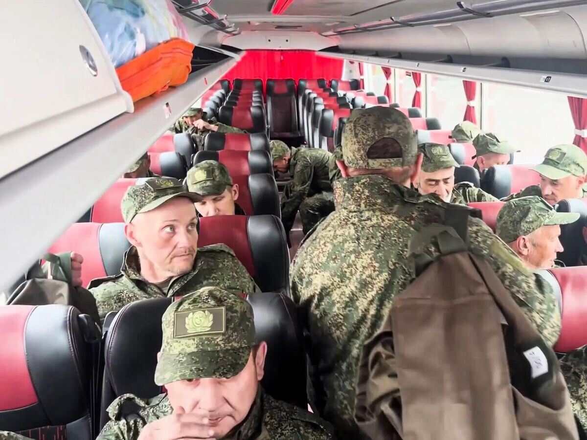    Российские военнослужащие, возвращенные из украинского плена© Пресс-служба Минобороны России