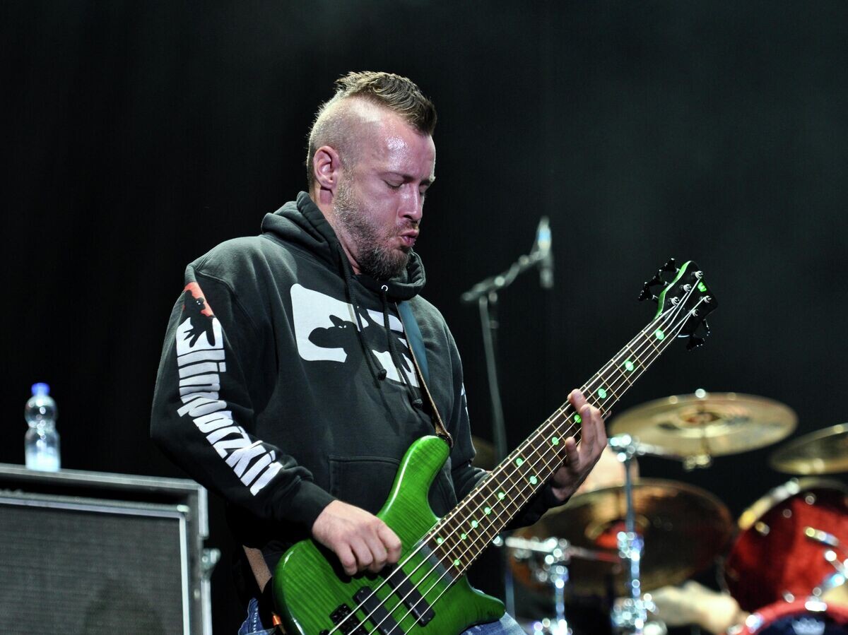    Бас-гитарист группы Limp Bizkit Сэм РиверсCC BY-SA 4.0 / Achim Raschka /