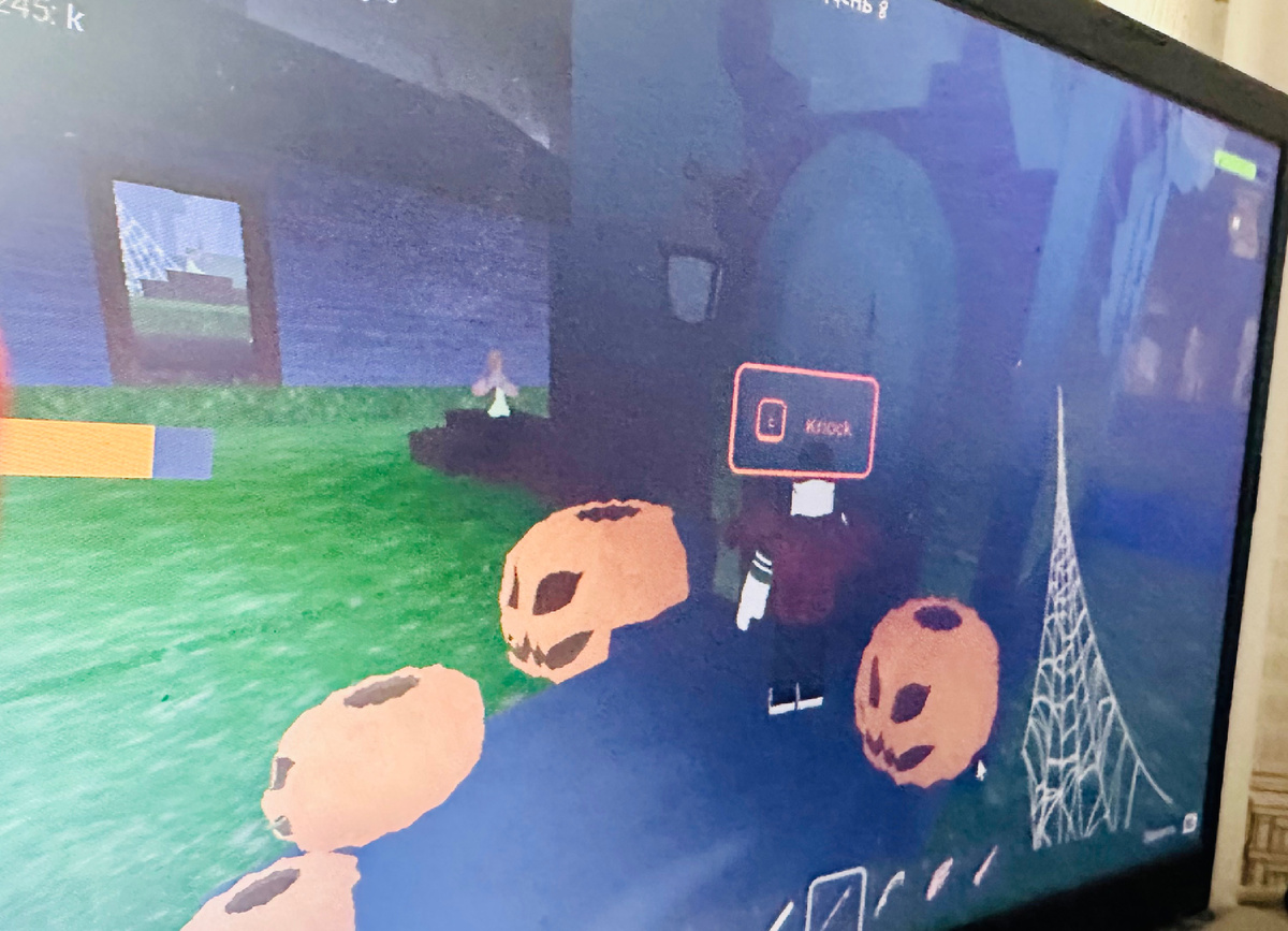 Тыквы заполонили лес в Roblox 99 Nights в Хэллоуинском обновлении