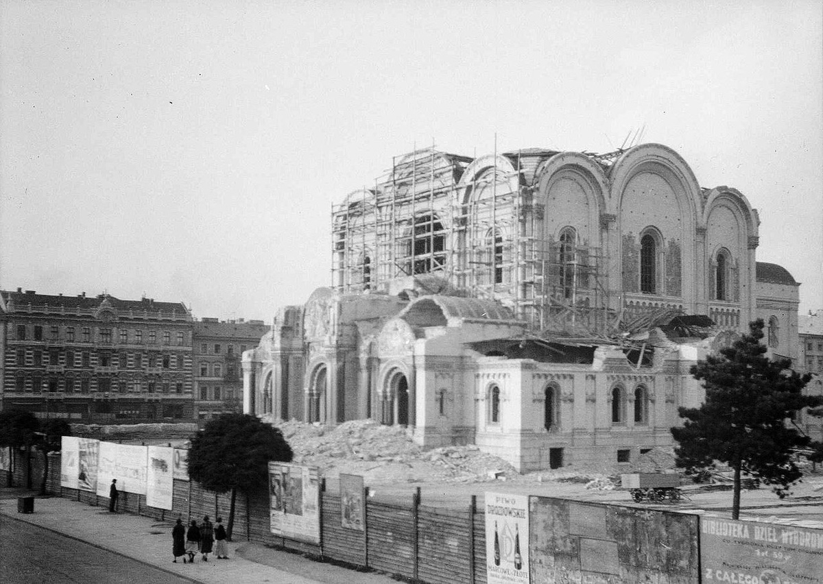 Снос собора в 1925 году