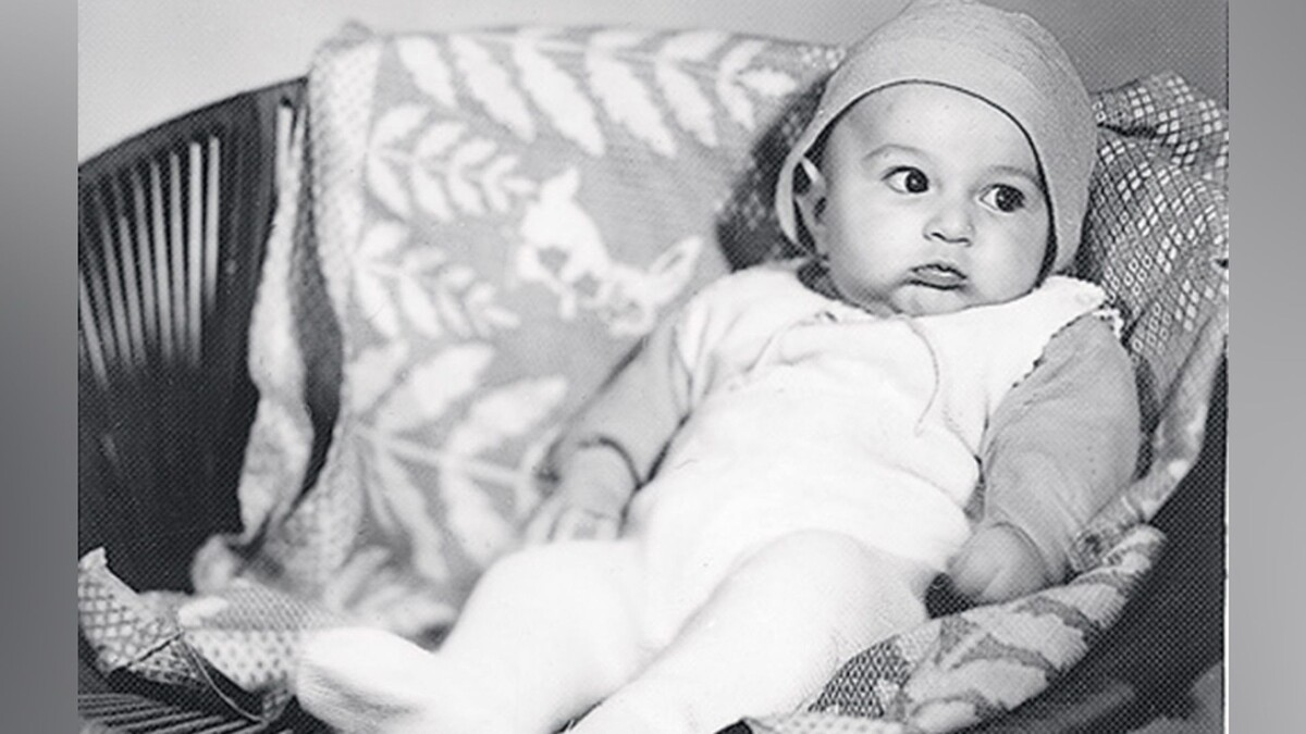 Детское фото Гарика Мартиросяна.