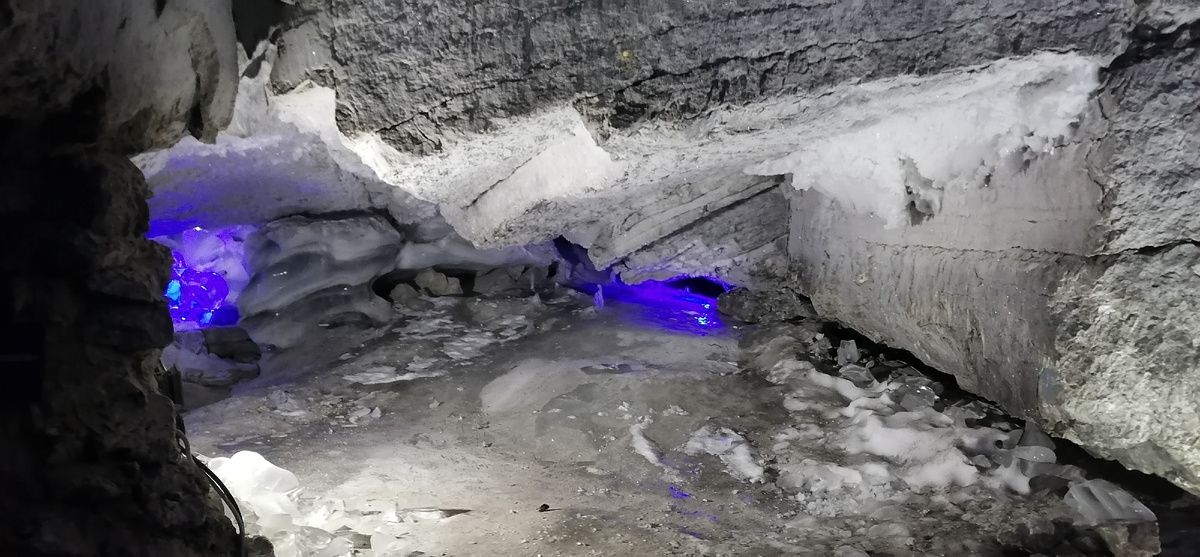 Кунгурская ледяная пещера (Фото: Nixe (Bearna Team))