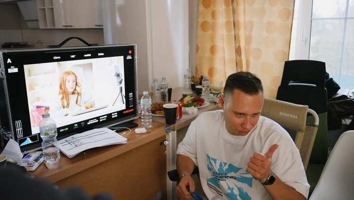 Всеволод снимает музыкальные клипы и рекламные ролики

