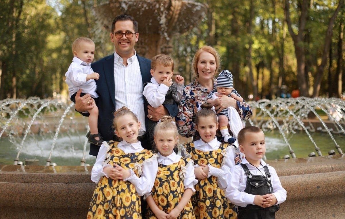    Джозеф Шуцман с семьей   Личный архив Джозефа Шуцмана