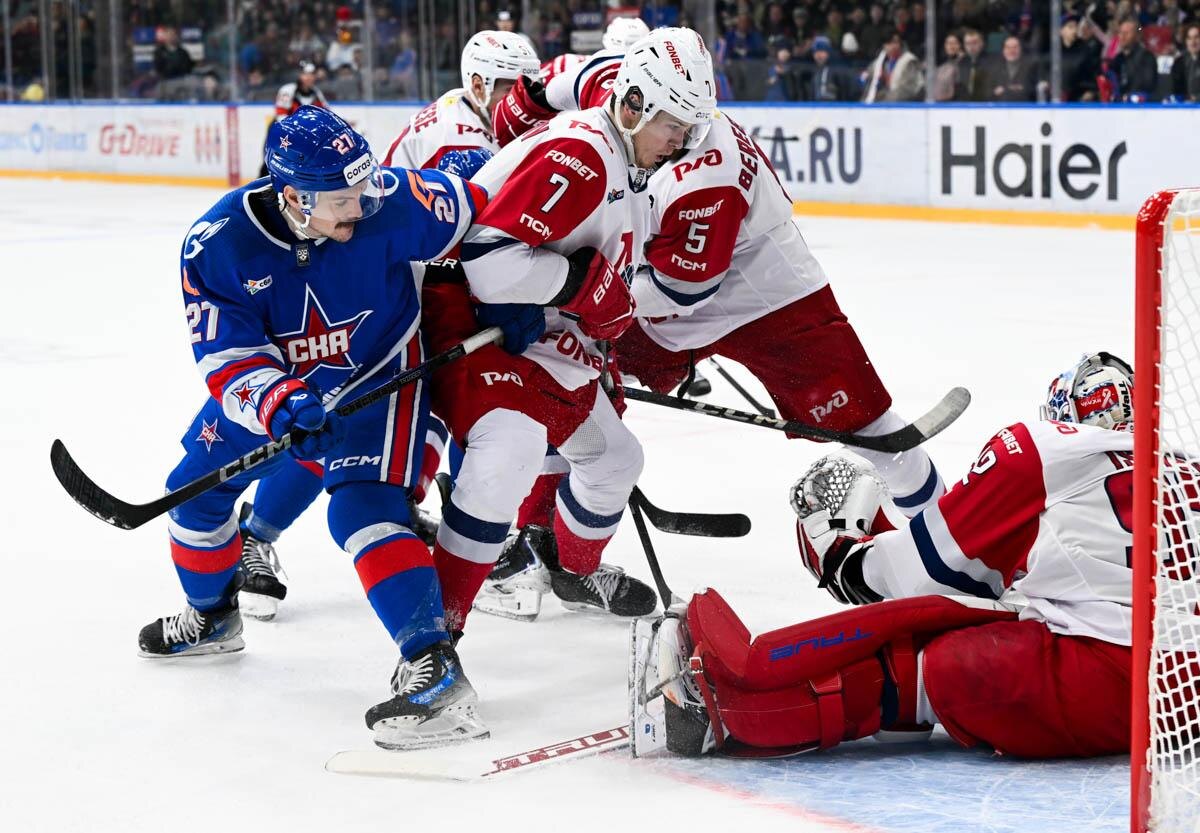 Пока из легионеров СКА оправдывает ожидания только американский защитник Бреннан Менелл, на счету которого - 6 голов. Фото: телеграм-канал ХК СКА.