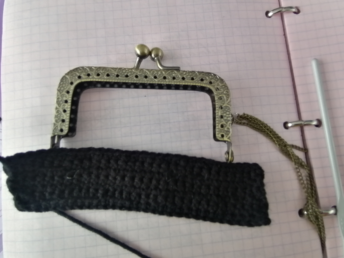 Пряжа "джинс", крючок №1,5.