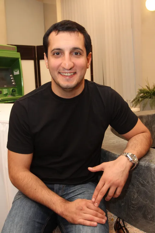 Арарат Кещян