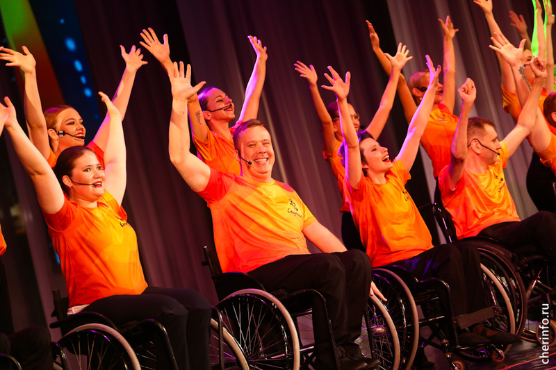    Юбилейный концерт "Ступени успеха" прошел 18 октября во Дворце металлургов.