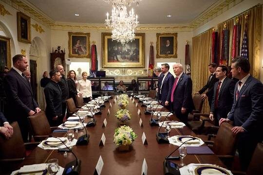    Уиткофф пытался заставить Зеленского пойти на уступки Путину и отдать Донбасс