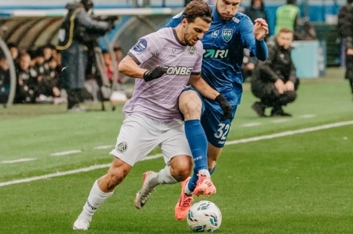    Тольяттинский «Акрон» одержал выездную победу над «Пари НН»