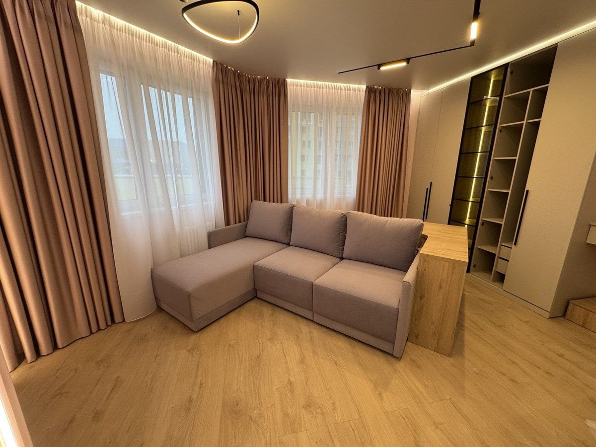 Но чтобы дойти до этого кадра, были недели грязи и пыли, когда нельзя было даже войти.