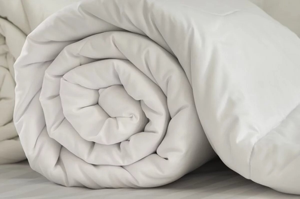    Теплолюбивый вор из Петербурга вынес семь одеял