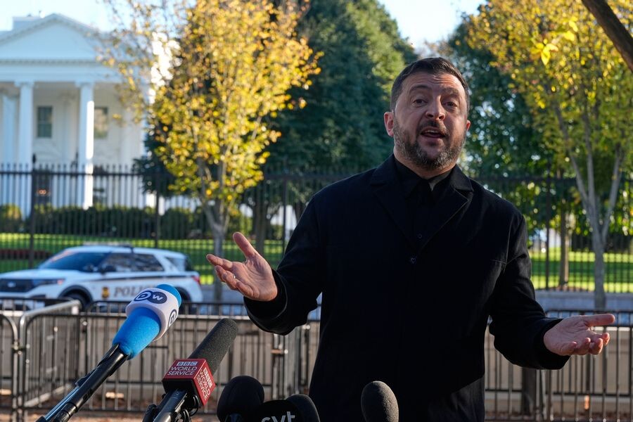    Глава киевского режима Владимир Зеленский / Источник: © Manuel Balce Ceneta/AP/TASS