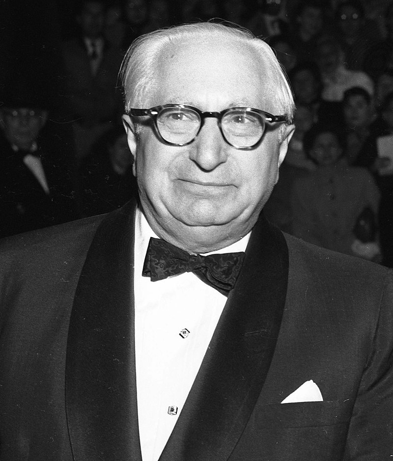 By Louis_B_Mayer_and_Joan_Crawford.jpg: Los Angeles Timesderivative work: Sherool (talk) - Louis_B_Mayer_and_Joan_Crawford.jpg, CC BY 4.0, https://commons.wikimedia.org/w/index.php?curid=7503783