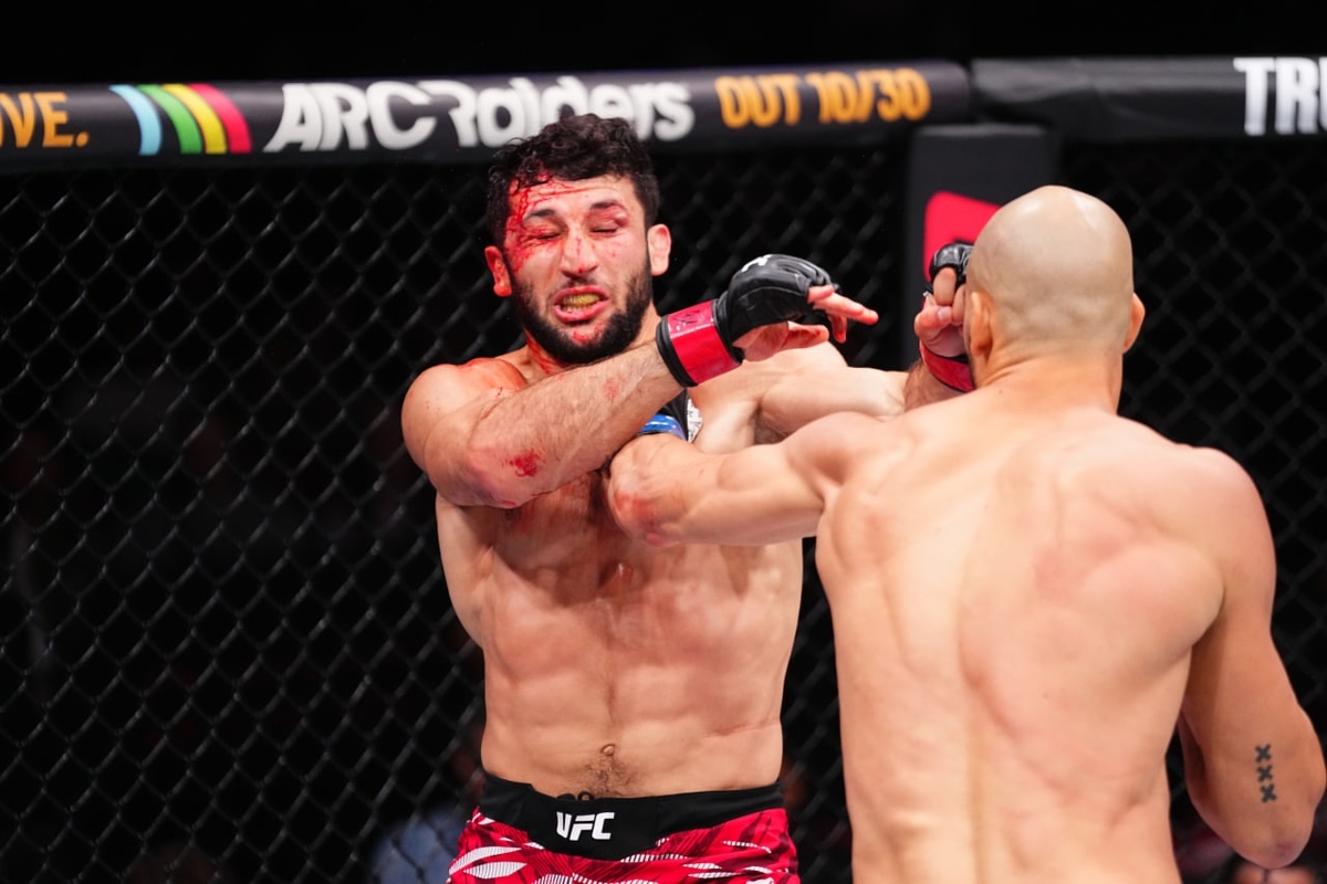     Азамат Бекоев