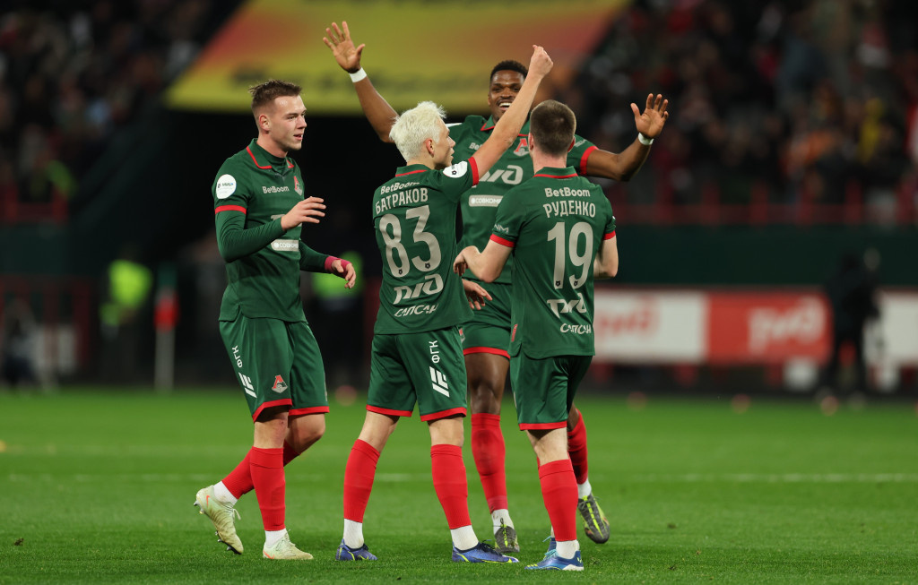     Игроки «Локомотива» празднуют победу со счетом 3:0 над ЦСКА. Фото: ФК «Локомотив»