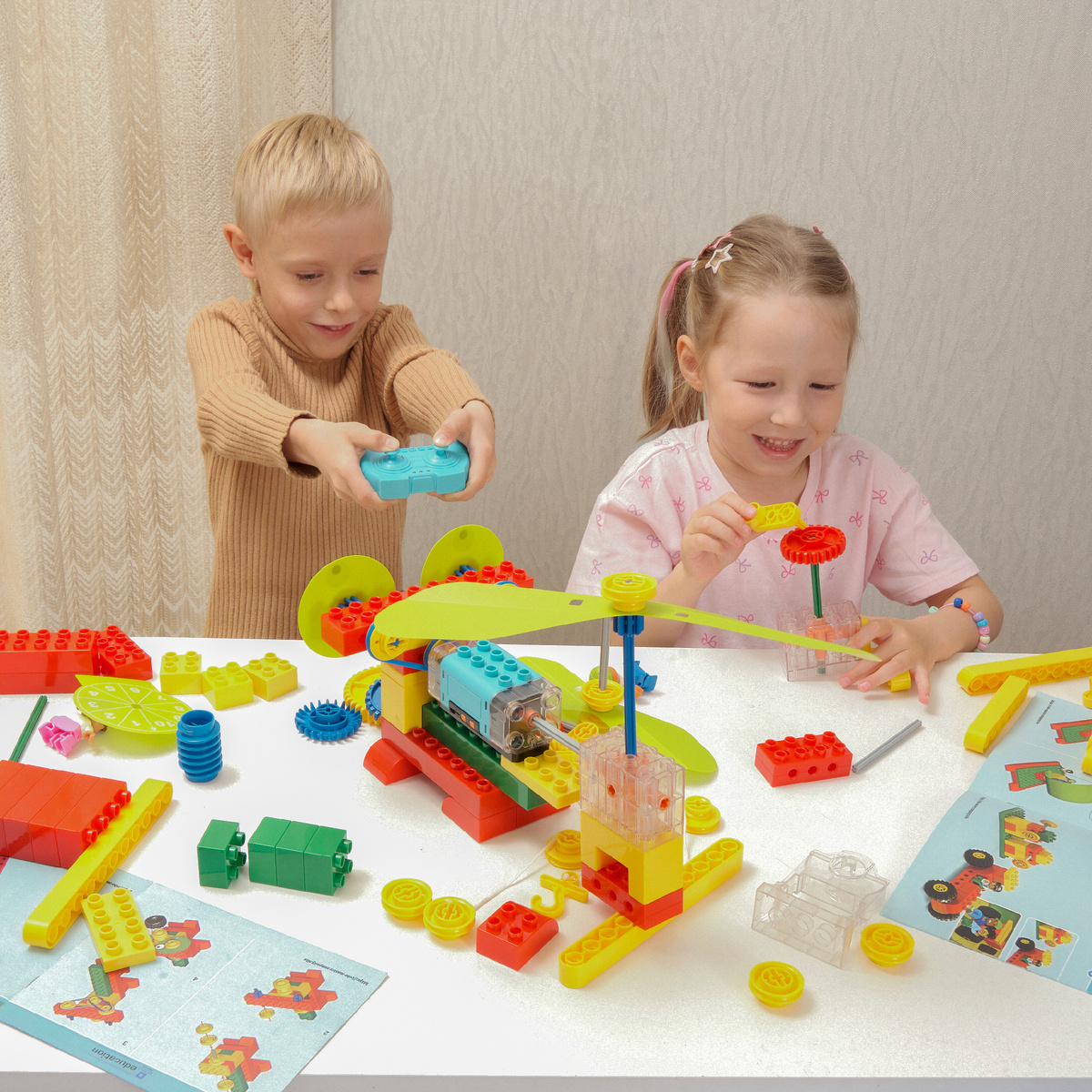 Конструктор ROBO MASTER «Первые механизмы + электроника» (9556)