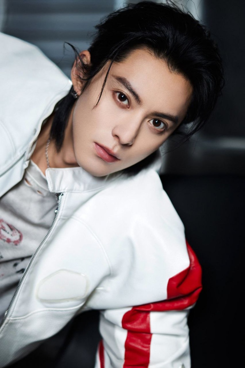 Ван Хэди. Листайте галерею...