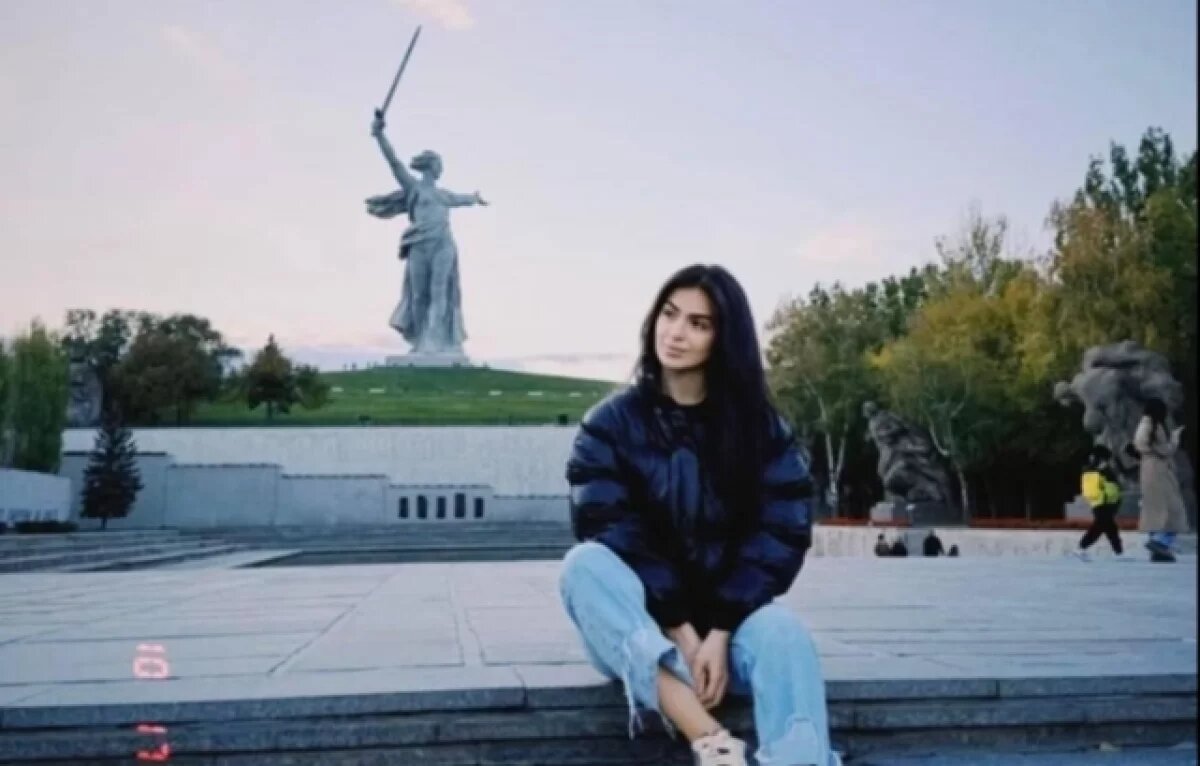   «Та самая сестра» Кристина Нахшкарян призналась в любви к Волгограду
