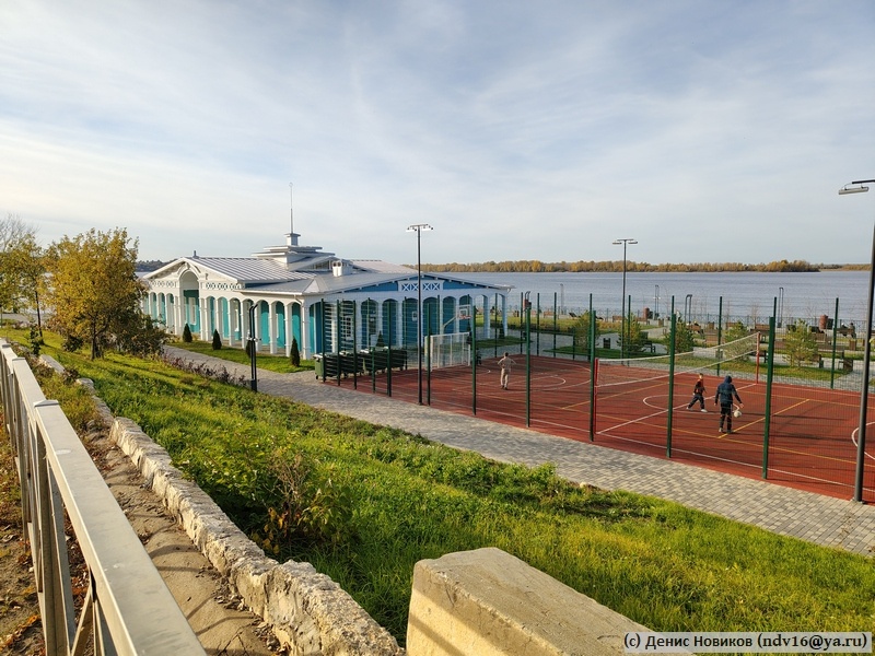 Вид на речной вокзал в Чистополе