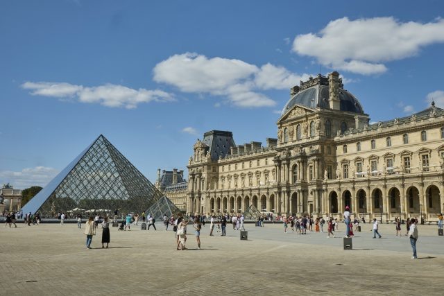    Лувр. Фото: Getty Images