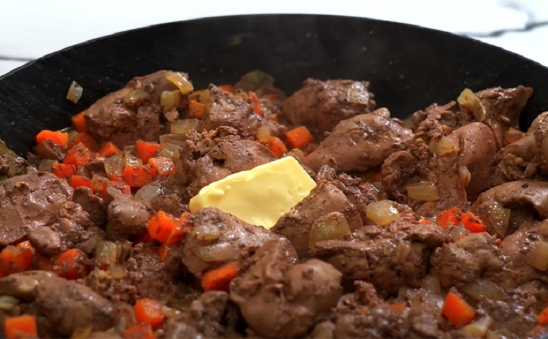 Нежная тушёная печень: простой рецепт для домашнего уюта