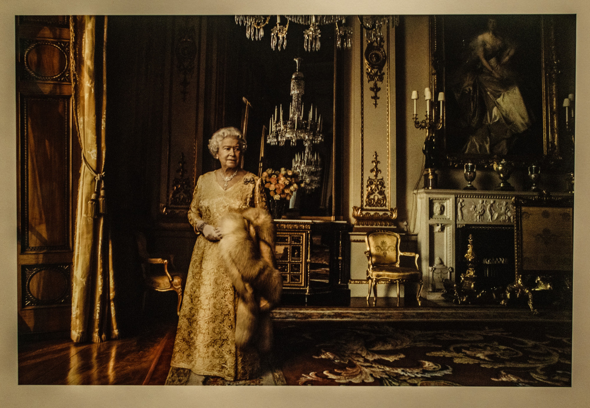 Королева Елизавета II